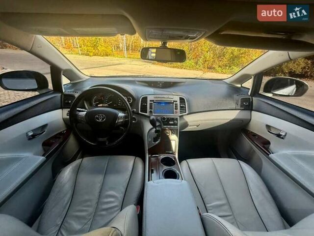 Белый Тойота Венза, объемом двигателя 2.67 л и пробегом 145 тыс. км за 12300 $, фото 10 на Automoto.ua