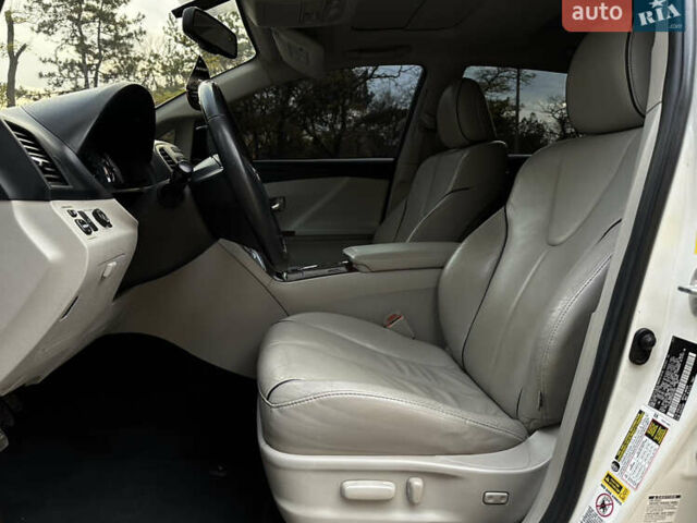 Белый Тойота Венза, объемом двигателя 2.7 л и пробегом 145 тыс. км за 13499 $, фото 16 на Automoto.ua