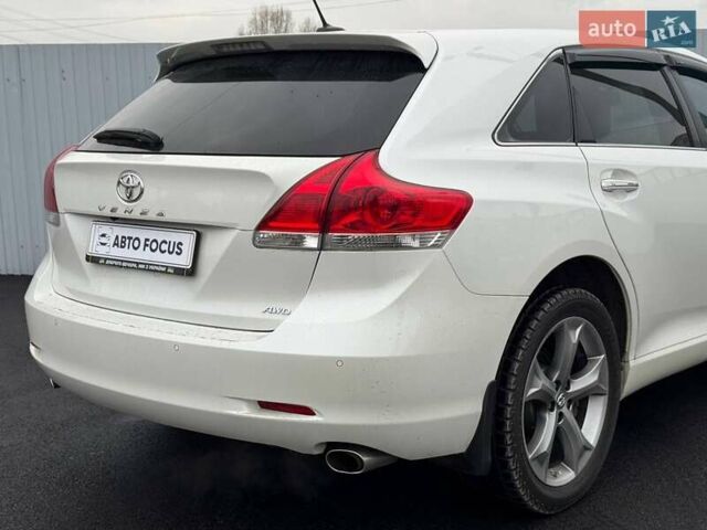 Белый Тойота Венза, объемом двигателя 3.46 л и пробегом 168 тыс. км за 16990 $, фото 5 на Automoto.ua