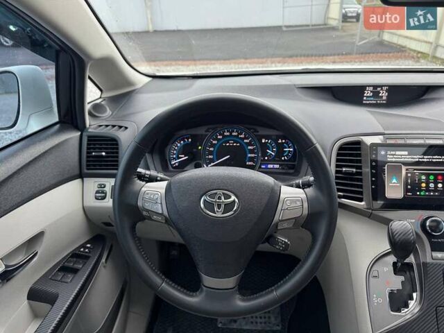 Белый Тойота Венза, объемом двигателя 3.46 л и пробегом 168 тыс. км за 16990 $, фото 15 на Automoto.ua