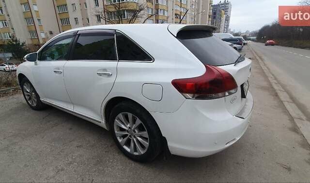 Білий Тойота Венза, об'ємом двигуна 2.7 л та пробігом 150 тис. км за 11000 $, фото 3 на Automoto.ua