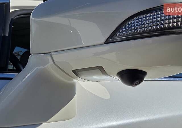 Белый Тойота Венза, объемом двигателя 3.5 л и пробегом 169 тыс. км за 17000 $, фото 8 на Automoto.ua