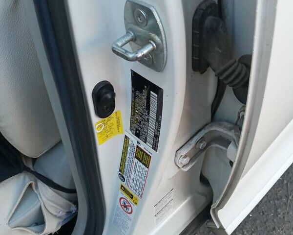 Білий Тойота Венза, об'ємом двигуна 2.67 л та пробігом 130 тис. км за 12200 $, фото 6 на Automoto.ua