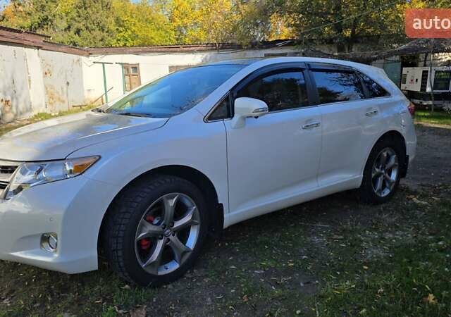 Белый Тойота Венза, объемом двигателя 3.5 л и пробегом 169 тыс. км за 17000 $, фото 18 на Automoto.ua