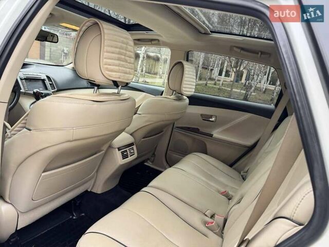 Белый Тойота Венза, объемом двигателя 2.67 л и пробегом 103 тыс. км за 16500 $, фото 7 на Automoto.ua