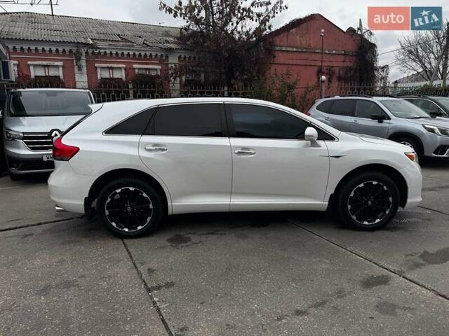 Білий Тойота Венза, об'ємом двигуна 2.7 л та пробігом 164 тис. км за 15690 $, фото 7 на Automoto.ua