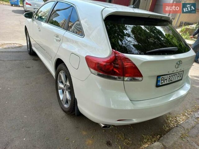 Белый Тойота Венза, объемом двигателя 3.5 л и пробегом 131 тыс. км за 15200 $, фото 5 на Automoto.ua