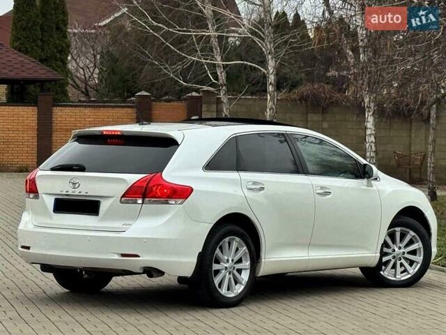 Белый Тойота Венза, объемом двигателя 2.67 л и пробегом 103 тыс. км за 16500 $, фото 2 на Automoto.ua