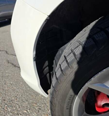 Белый Тойота Венза, объемом двигателя 3.5 л и пробегом 169 тыс. км за 17000 $, фото 6 на Automoto.ua