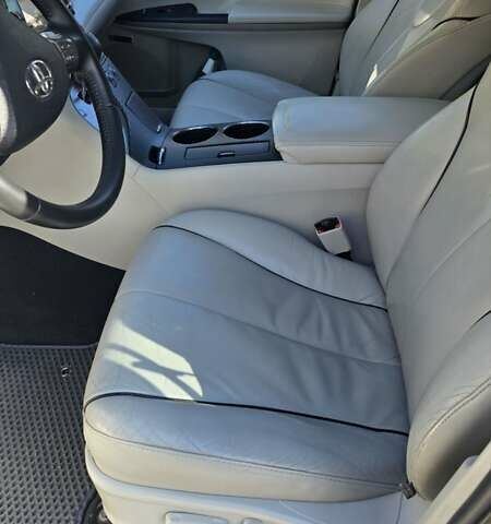 Белый Тойота Венза, объемом двигателя 3.5 л и пробегом 169 тыс. км за 17000 $, фото 19 на Automoto.ua