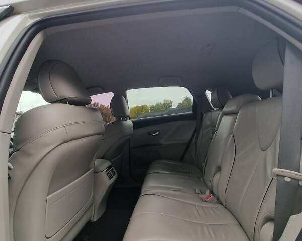 Білий Тойота Венза, об'ємом двигуна 2.67 л та пробігом 180 тис. км за 15500 $, фото 19 на Automoto.ua