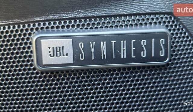 Белый Тойота Венза, объемом двигателя 2.7 л и пробегом 215 тыс. км за 13700 $, фото 20 на Automoto.ua