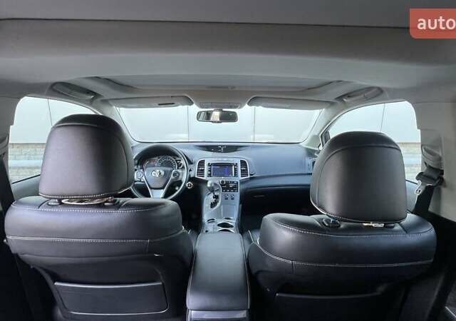 Белый Тойота Венза, объемом двигателя 2.7 л и пробегом 215 тыс. км за 13700 $, фото 12 на Automoto.ua