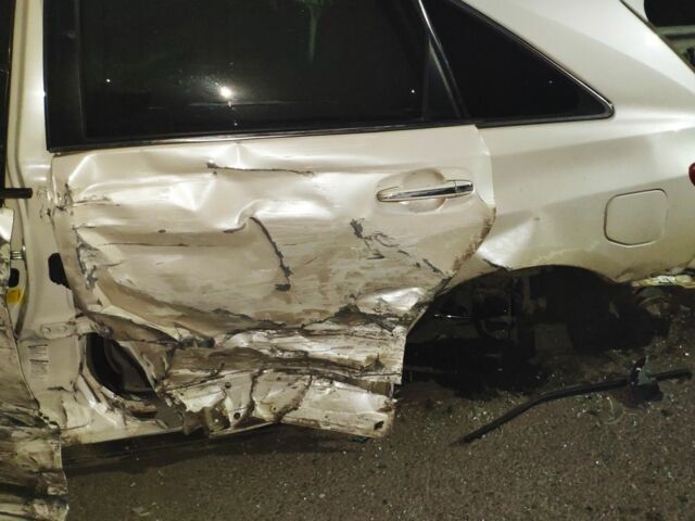 Белый Тойота Венза, объемом двигателя 2.7 л и пробегом 185 тыс. км за 5000 $, фото 1 на Automoto.ua