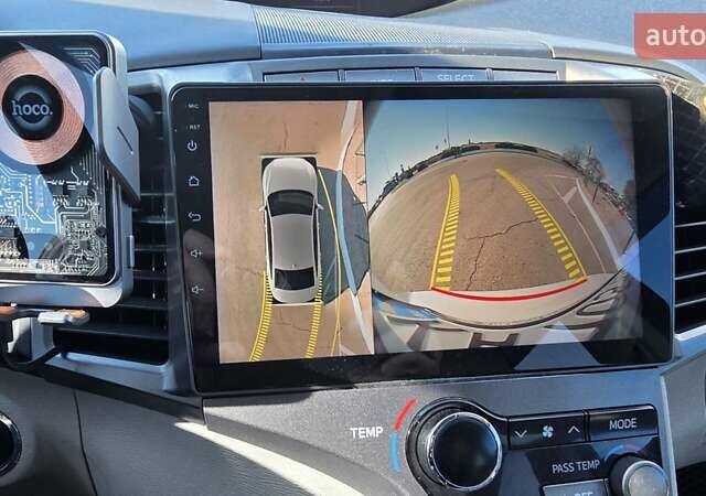 Белый Тойота Венза, объемом двигателя 3.5 л и пробегом 169 тыс. км за 17000 $, фото 4 на Automoto.ua