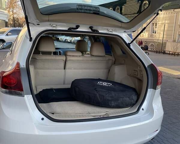 Білий Тойота Венза, об'ємом двигуна 2.67 л та пробігом 151 тис. км за 17500 $, фото 5 на Automoto.ua