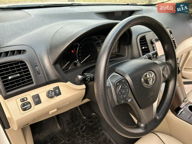 Білий Тойота Венза, об'ємом двигуна 3.46 л та пробігом 240 тис. км за 15300 $, фото 12 на Automoto.ua