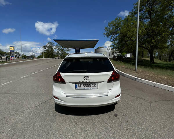 Белый Тойота Венза, объемом двигателя 2.7 л и пробегом 148 тыс. км за 17800 $, фото 5 на Automoto.ua