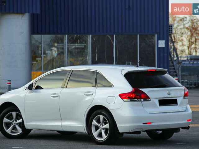 Белый Тойота Венза, объемом двигателя 2.7 л и пробегом 125 тыс. км за 14300 $, фото 1 на Automoto.ua