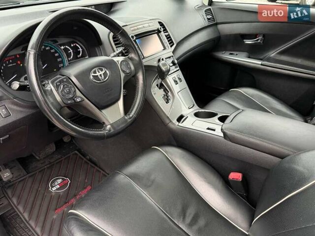 Белый Тойота Венза, объемом двигателя 2.67 л и пробегом 118 тыс. км за 17700 $, фото 14 на Automoto.ua