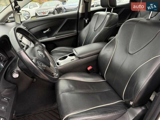 Белый Тойота Венза, объемом двигателя 2.67 л и пробегом 118 тыс. км за 17700 $, фото 12 на Automoto.ua