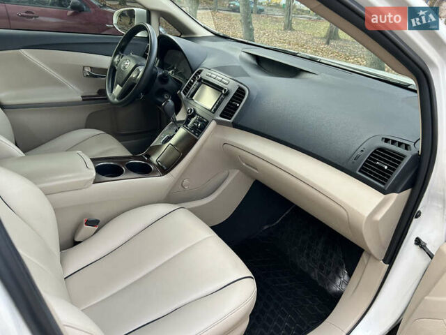 Білий Тойота Венза, об'ємом двигуна 3.46 л та пробігом 240 тис. км за 15300 $, фото 13 на Automoto.ua