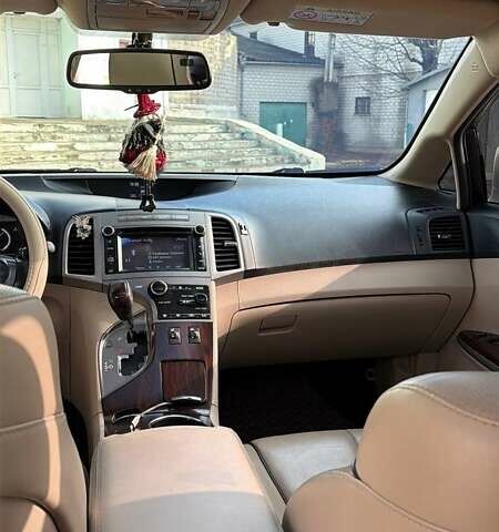 Белый Тойота Венза, объемом двигателя 2.7 л и пробегом 137 тыс. км за 17000 $, фото 4 на Automoto.ua