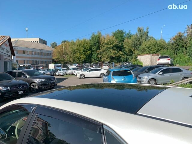 Белый Тойота Венза, объемом двигателя 2.7 л и пробегом 201 тыс. км за 14890 $, фото 13 на Automoto.ua