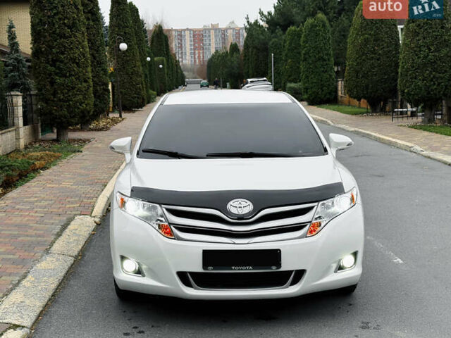 Білий Тойота Венза, об'ємом двигуна 2.7 л та пробігом 125 тис. км за 14700 $, фото 2 на Automoto.ua