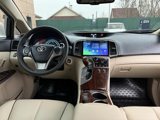 Белый Тойота Венза, объемом двигателя 2.7 л и пробегом 127 тыс. км за 14800 $, фото 8 на Automoto.ua
