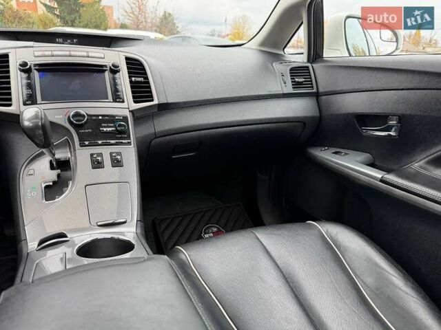 Белый Тойота Венза, объемом двигателя 2.67 л и пробегом 118 тыс. км за 17700 $, фото 19 на Automoto.ua