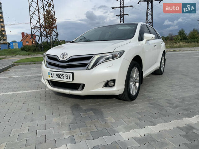Белый Тойота Венза, объемом двигателя 2.7 л и пробегом 150 тыс. км за 19500 $, фото 2 на Automoto.ua