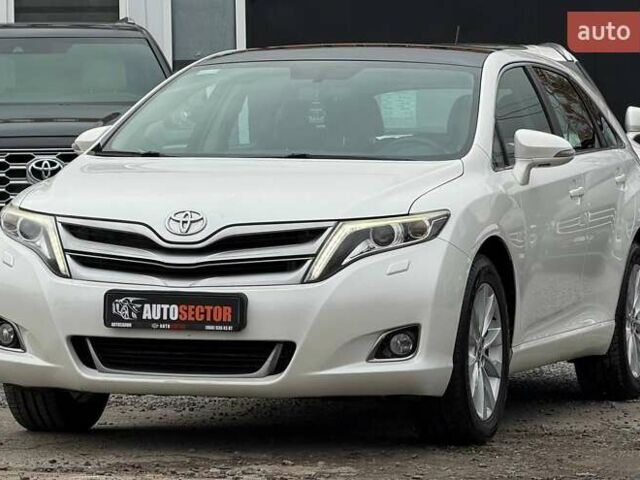 Белый Тойота Венза, объемом двигателя 2.67 л и пробегом 118 тыс. км за 17700 $, фото 2 на Automoto.ua