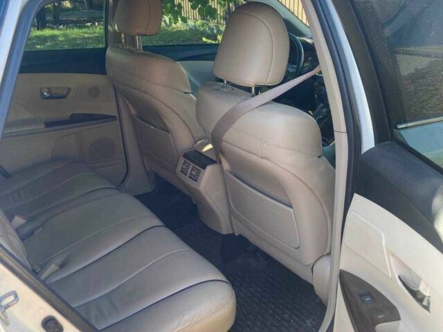 Белый Тойота Венза, объемом двигателя 2.7 л и пробегом 120 тыс. км за 15999 $, фото 6 на Automoto.ua