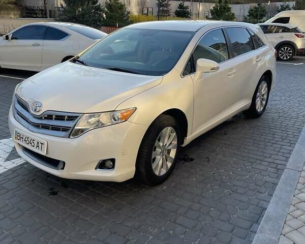 Білий Тойота Венза, об'ємом двигуна 2.67 л та пробігом 151 тис. км за 17500 $, фото 1 на Automoto.ua