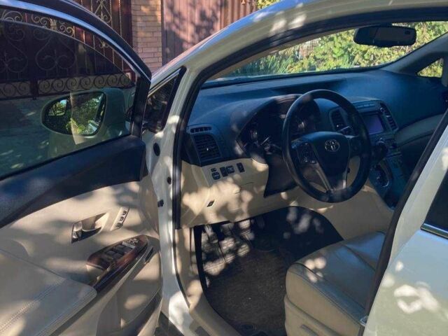 Белый Тойота Венза, объемом двигателя 2.7 л и пробегом 120 тыс. км за 15999 $, фото 7 на Automoto.ua