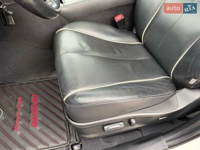 Белый Тойота Венза, объемом двигателя 2.67 л и пробегом 118 тыс. км за 17700 $, фото 13 на Automoto.ua