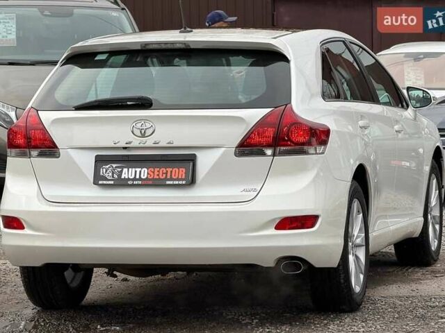 Белый Тойота Венза, объемом двигателя 2.67 л и пробегом 118 тыс. км за 17700 $, фото 7 на Automoto.ua