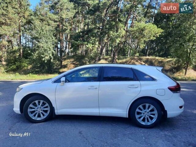 Белый Тойота Венза, объемом двигателя 2.7 л и пробегом 192 тыс. км за 16800 $, фото 1 на Automoto.ua