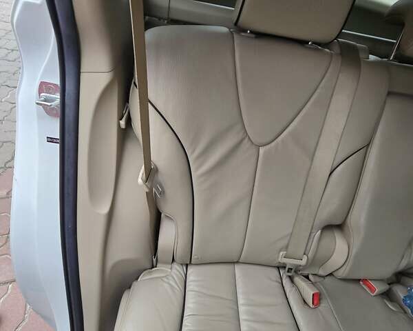 Білий Тойота Венза, об'ємом двигуна 2.67 л та пробігом 120 тис. км за 17300 $, фото 24 на Automoto.ua