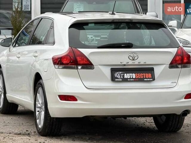 Белый Тойота Венза, объемом двигателя 2.67 л и пробегом 118 тыс. км за 17700 $, фото 3 на Automoto.ua