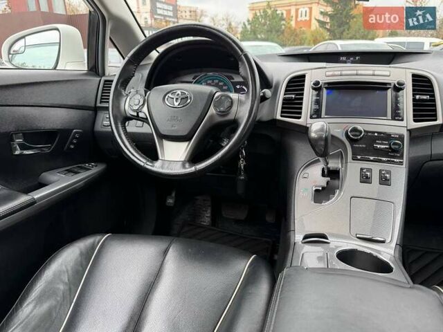 Белый Тойота Венза, объемом двигателя 2.67 л и пробегом 118 тыс. км за 17700 $, фото 18 на Automoto.ua