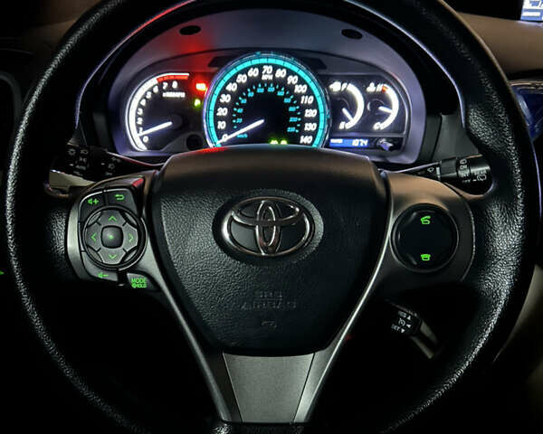 Білий Тойота Венза, об'ємом двигуна 3.46 л та пробігом 240 тис. км за 15300 $, фото 24 на Automoto.ua