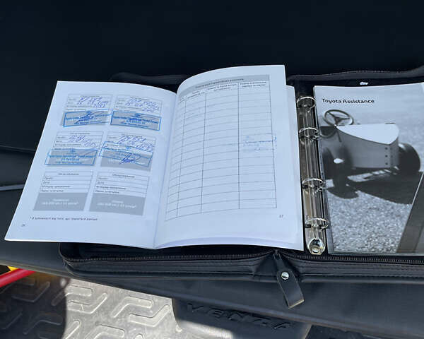 Белый Тойота Венза, объемом двигателя 2.7 л и пробегом 148 тыс. км за 17800 $, фото 15 на Automoto.ua