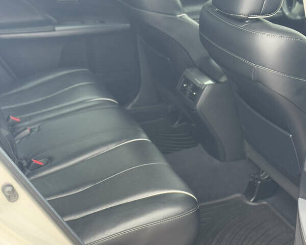 Білий Тойота Венза, об'ємом двигуна 2.67 л та пробігом 96 тис. км за 18900 $, фото 14 на Automoto.ua