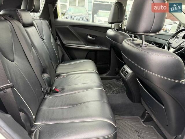 Белый Тойота Венза, объемом двигателя 2.67 л и пробегом 118 тыс. км за 17700 $, фото 28 на Automoto.ua