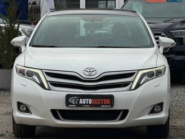 Белый Тойота Венза, объемом двигателя 2.67 л и пробегом 118 тыс. км за 17700 $, фото 10 на Automoto.ua