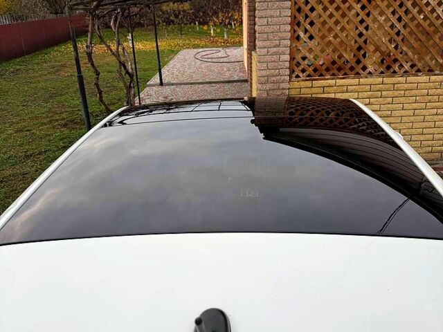 Белый Тойота Венза, объемом двигателя 2.7 л и пробегом 83 тыс. км за 15000 $, фото 12 на Automoto.ua