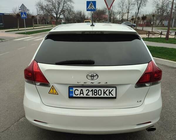 Білий Тойота Венза, об'ємом двигуна 2.7 л та пробігом 154 тис. км за 13300 $, фото 5 на Automoto.ua