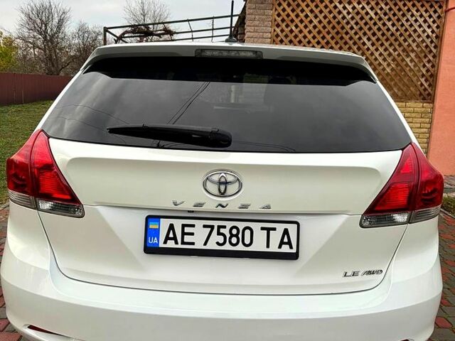 Белый Тойота Венза, объемом двигателя 2.7 л и пробегом 83 тыс. км за 15000 $, фото 7 на Automoto.ua